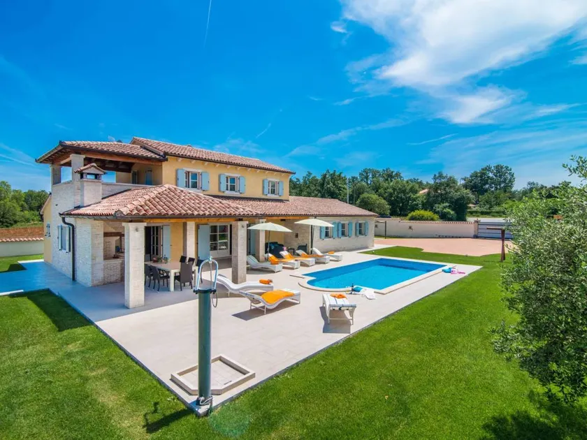 Villa Eni - Image 1