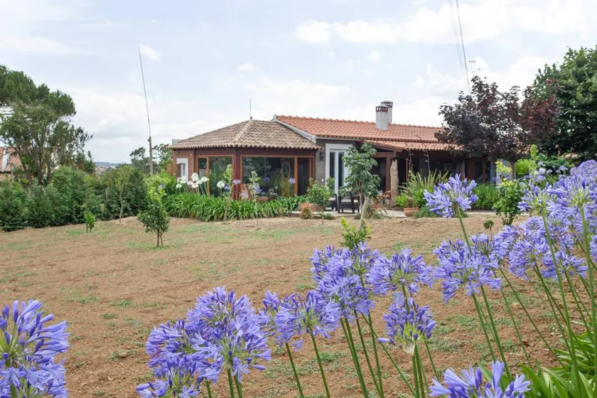 Appartamento con giardino e terrazza | Vista sul giardino - Image 1