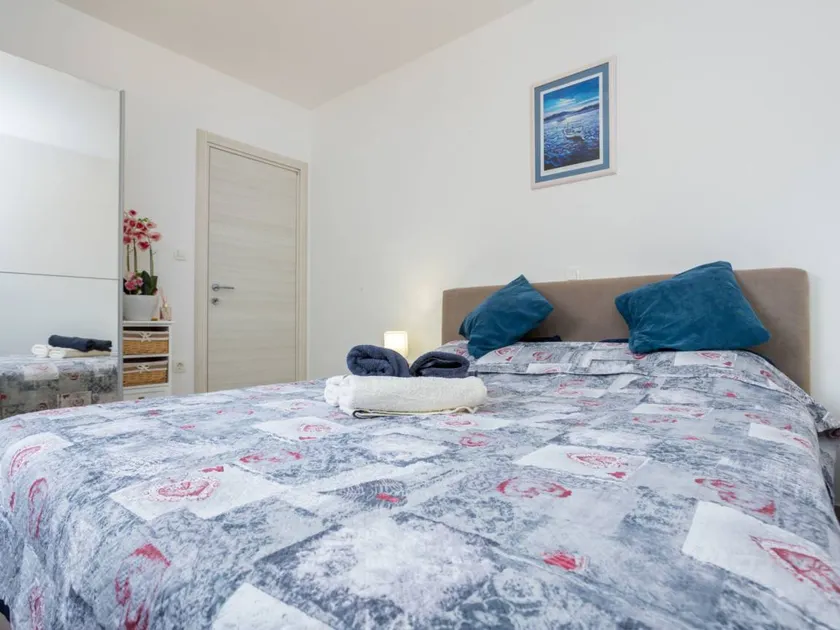 Flat with 1 room for 4 persons - Image 1