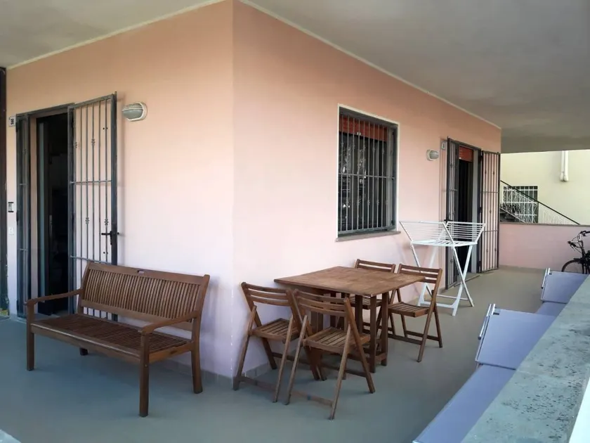Holiday apartment with terrace | Beach view - Image 1