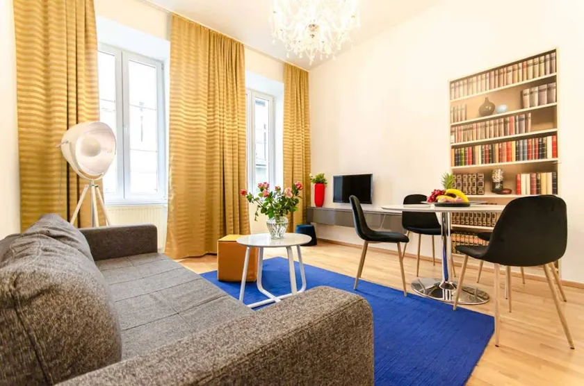 Nice flat | Near Belvedere - Image 1