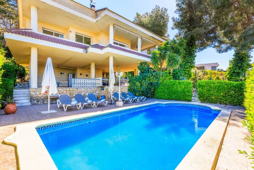 Villa mit Garten, Grill und Terrasse - Image 1