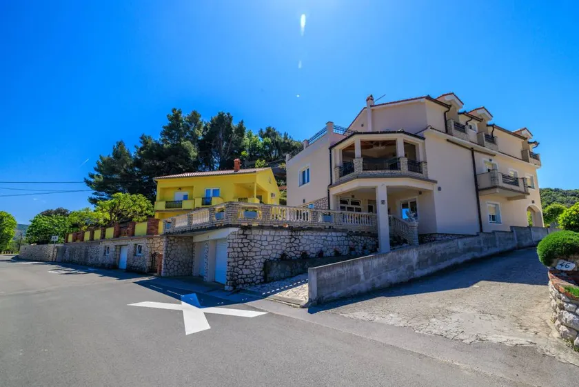 Holiday apartment with terrace & BBQ | Sea view - Image 1