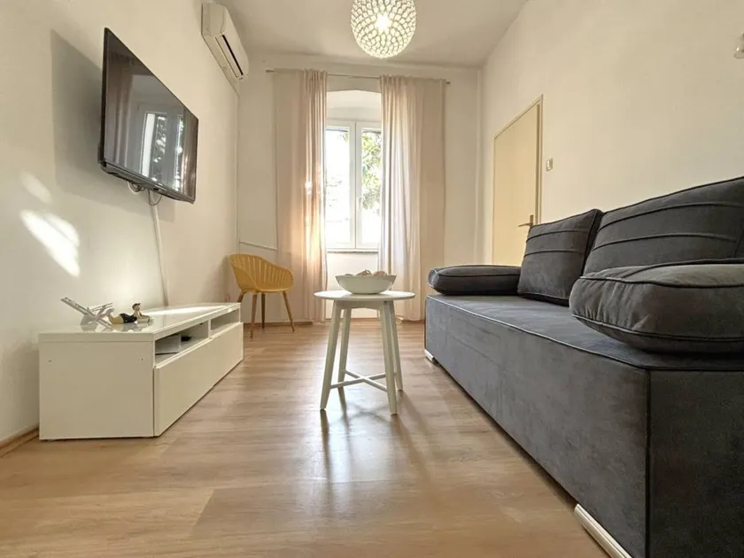 Nice apartment with garden & terrace | Close to the beach | Dogs allowed - Image 1