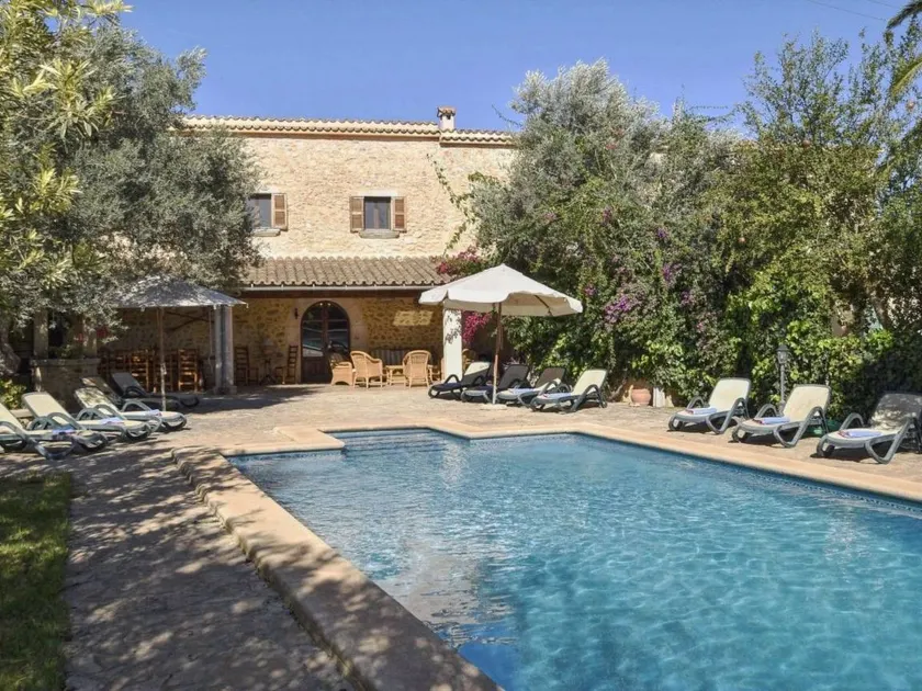 Pleasant holiday home with terrace, private pool & BBQ - Image 1