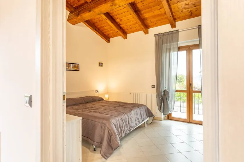 Holiday Home 'Numero 1' with Shared Garden - Image 1