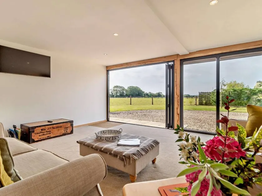 Casa rural con jardín y barbacoa - Image 1
