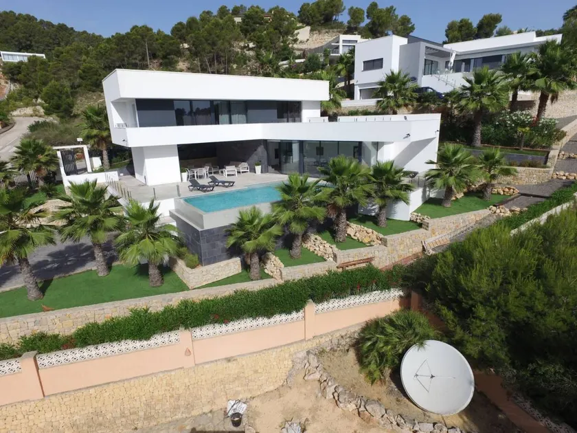 Big house with 3 bedrooms for 6 persons - Image 1
