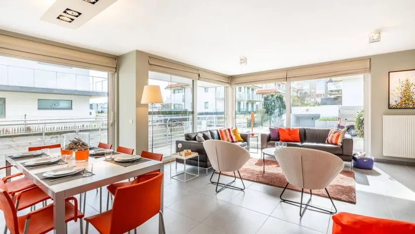 Spacious flat with terrace & garden | Close to the beach | Pets allowed - Image 1