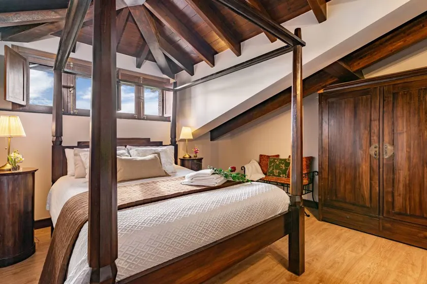 Dedicated room with terrace & garden | Garden view - Image 1