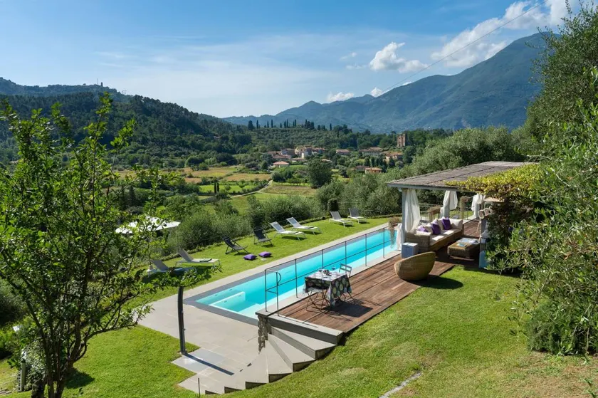Villa entièrement équipée avec terrasse, sauna et jardin | Vue panoramique - Image 1