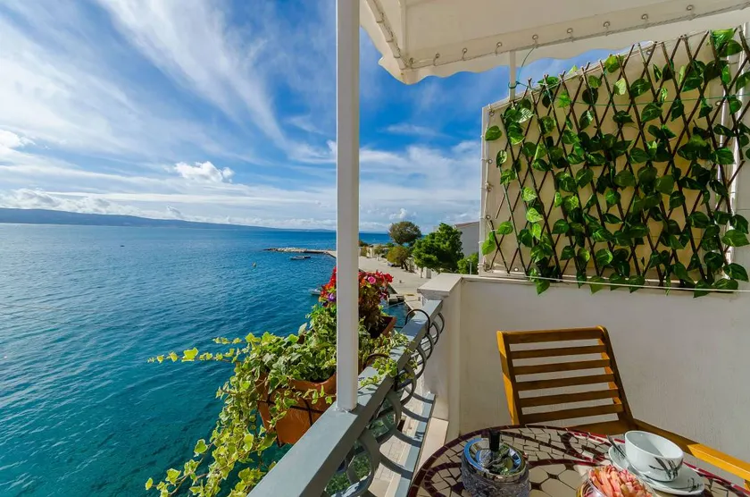 Flat with terrace & BBQ | Sea view | Close to the beach | Pets are welcome - Image 1