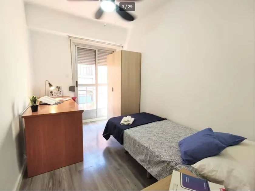 Habitación privada - Image 1