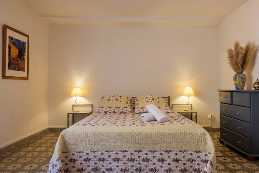 Charming One-Bedroom Apartment in the Heart of Vals-les-Bains - Image 1