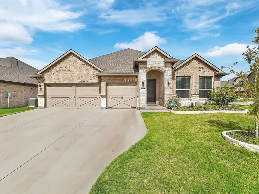 Spacious four-bedroom home down the street from Methodist Hospital - Image 1