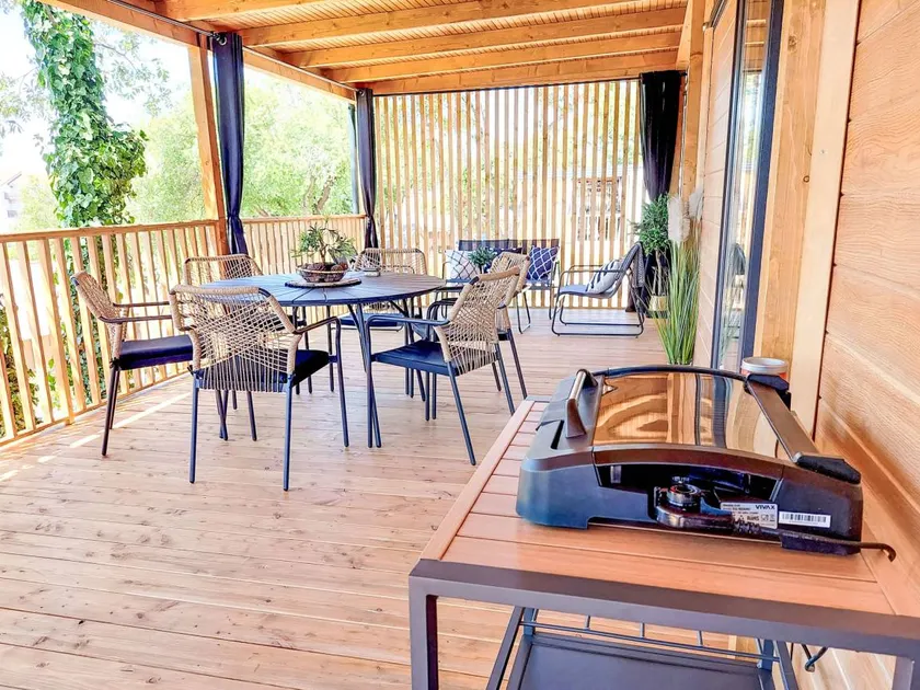Fully equipped house with terrace, pool & barbecue | Dogs allowed - Image 1