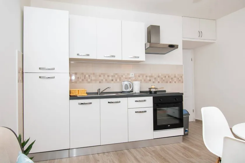 Apartment with BBQ & terrace - Image 1
