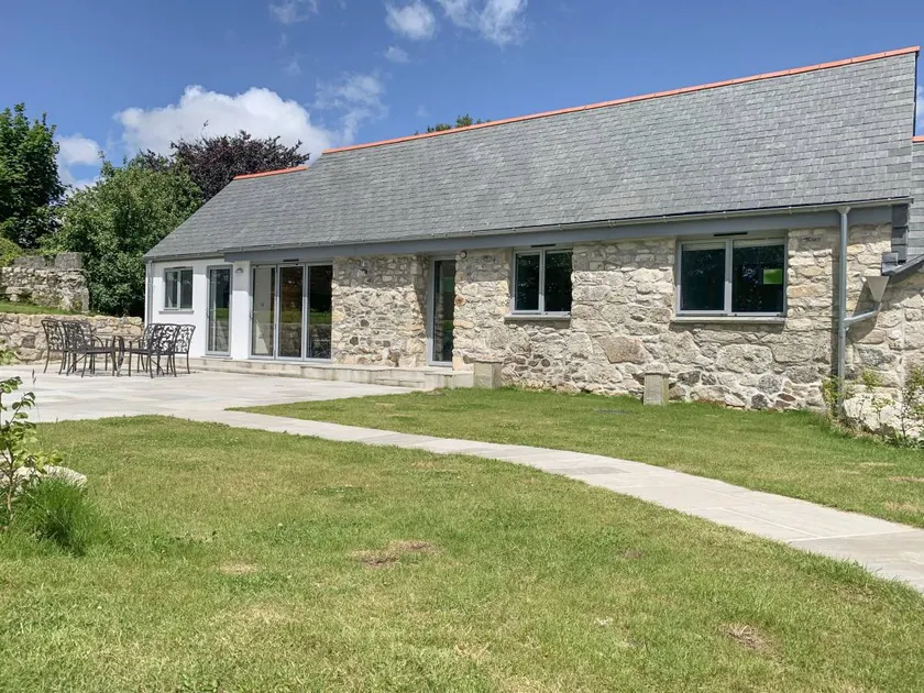 Cottage with garden | Beach view - Image 1