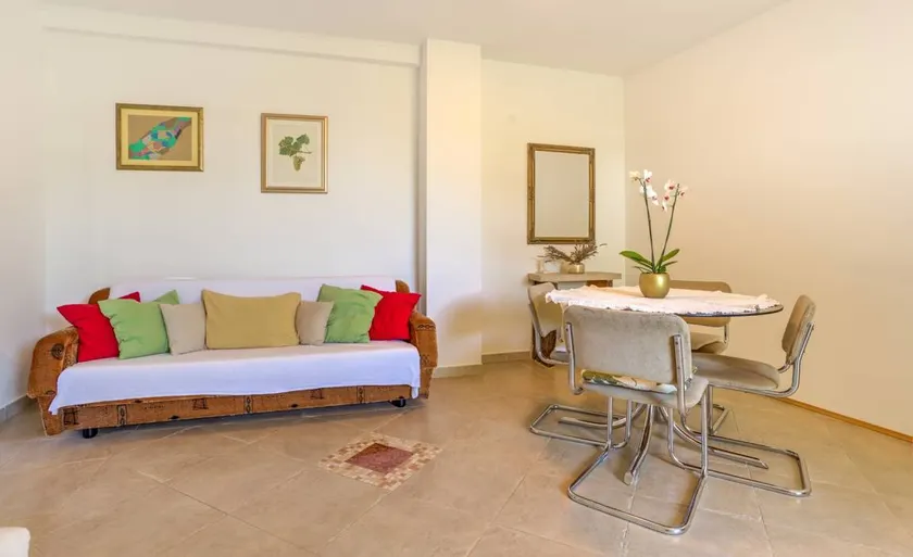 Fantástico apartamento con piscina, terraza y jardín - Image 1