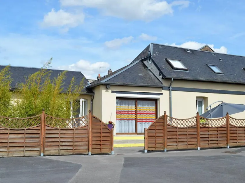 Cottage with barbecue - Image 1