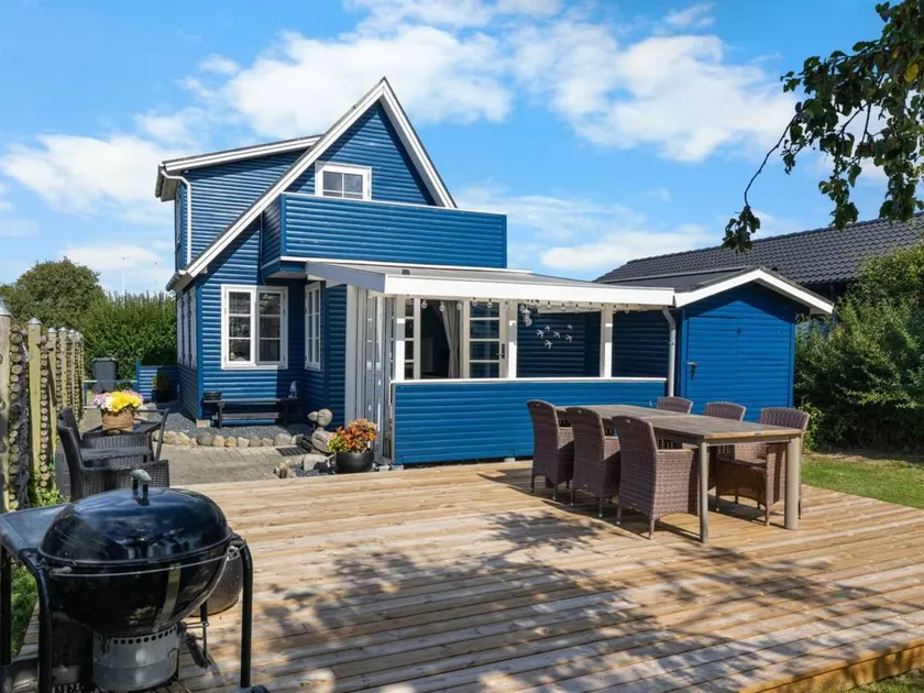 Flat with barbeque & garden - Image 1