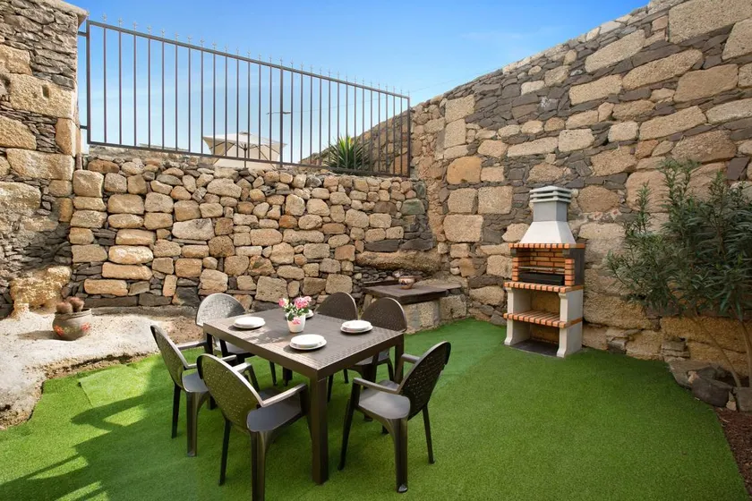 Holiday home with terrace, garden & barbeque | Garden view - Image 1