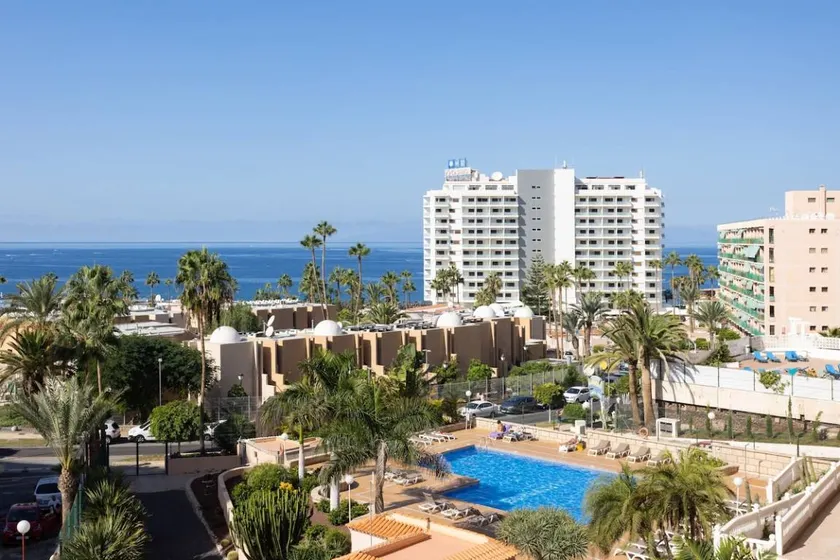 Merveilleux appartement avec terrasse et piscine | Proche de la plage - Image 1