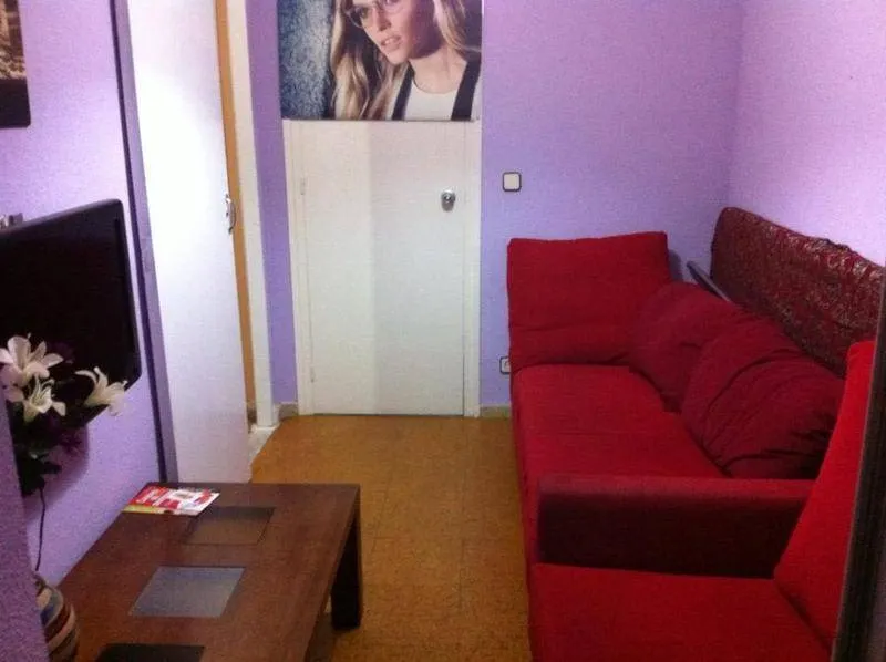 Affordable and Comfortable Stay - Image 1