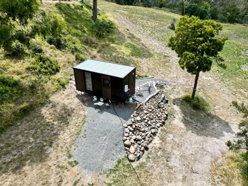 Eco-Friendly and Pet-Friendly Tiny House with Beautiful River Views in Tasmania, Australia - Image 1