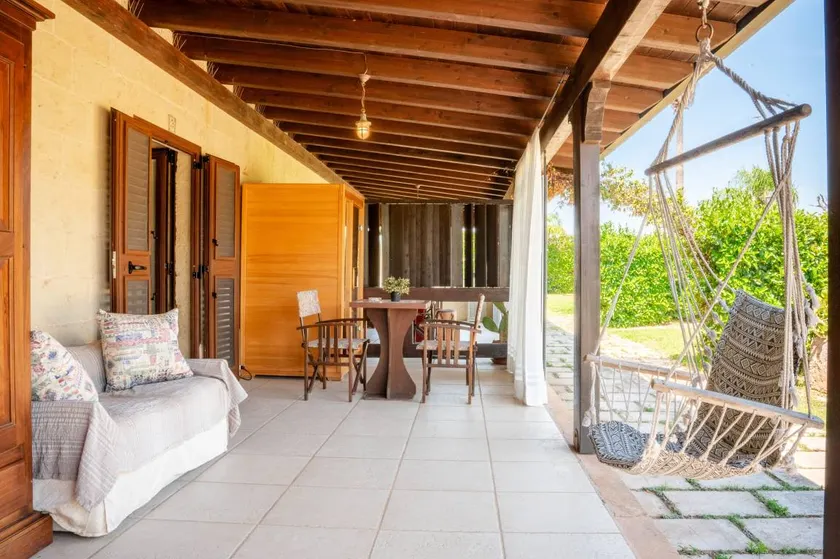 Masseria Giamarra Junior Suite Room with Shared Pool, Wi-Fi and Air Conditioning - Image 1