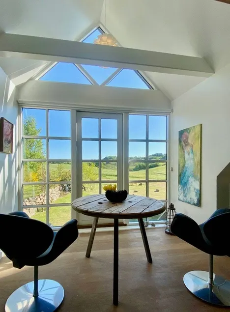 Flat with garden, BBQ & terrace - Image 1