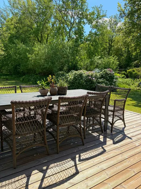 House with terrace, garden & hot tub - Image 1