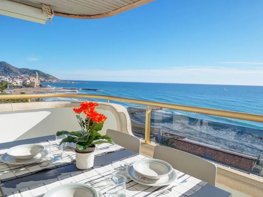 Mediterranean Apartment - Image 1