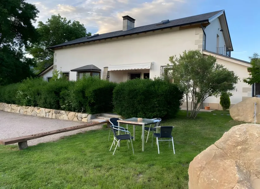 Ferienpark mit Garten, Pool und Grill | Bergblick - Image 1