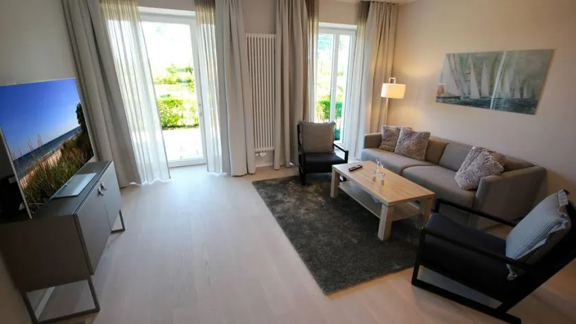 Holiday apartment with terrace | Sea view - Image 1