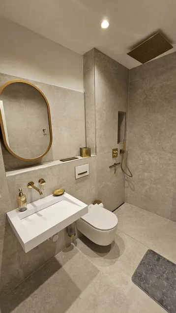 Holiday apartment with private pool - Image 1