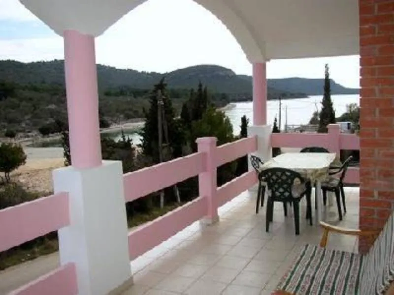 Ferienwohnung mit Terrasse - Image 1