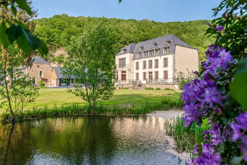 Schloss mit privatem Pool und Terrasse - Image 1