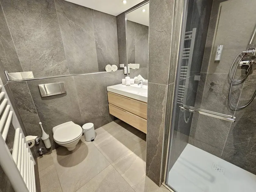 Flat with sauna - Image 1
