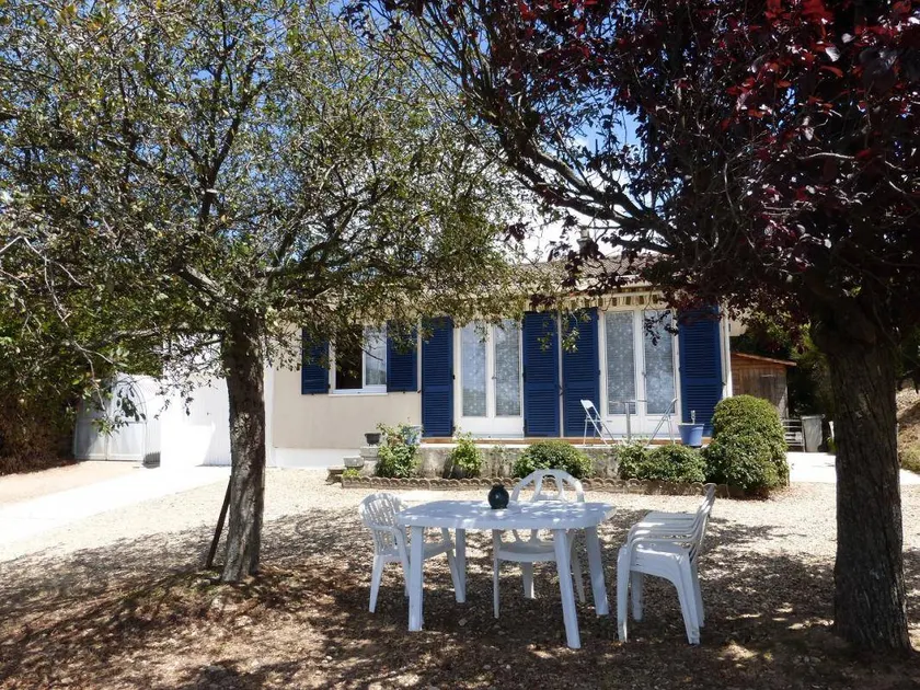Nice gite with garden, BBQ & terrace | Dogs allowed - Image 1