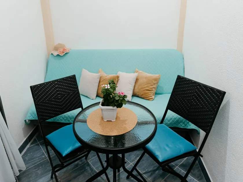 Flat with barbecue, garden & terrace - Image 1