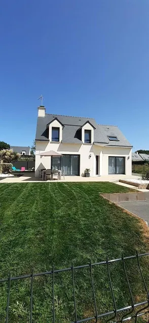 Fully equipped charming holiday home with barbeque, terrace & garden | Garden view | Beach nearby | Pets are welcome - Image 1