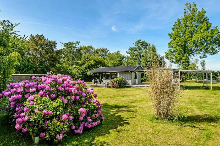 Beach house near Reersø - Image 1