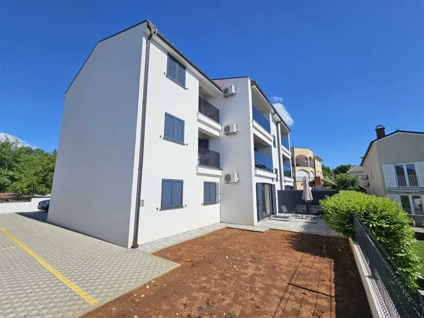 Beautiful holiday apartment with 3 bedrooms for 6 persons - Image 1
