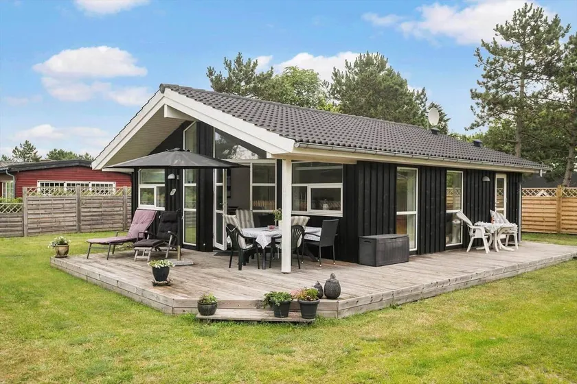 Fully equipped house with terrace & barbeque - Image 1