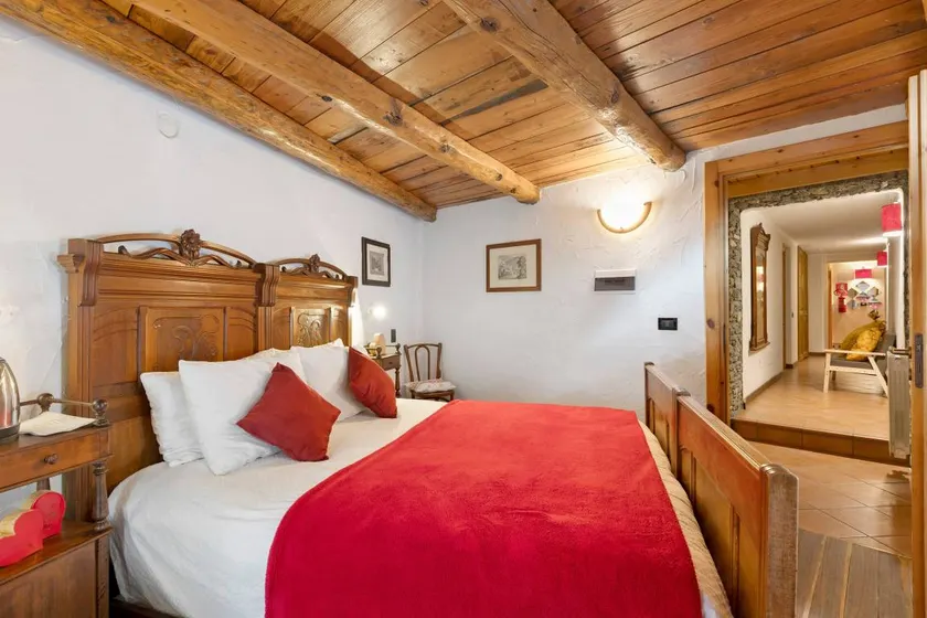 Room 'Camera 1 - Tripla' with Mountain View, Balcony and Wi-Fi - Image 1