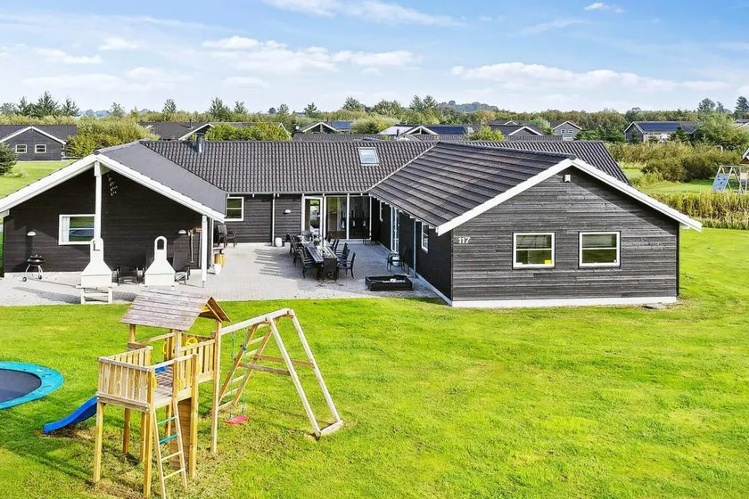 Ferienhaus mit Pool, Sauna und Whirlpool - Image 1