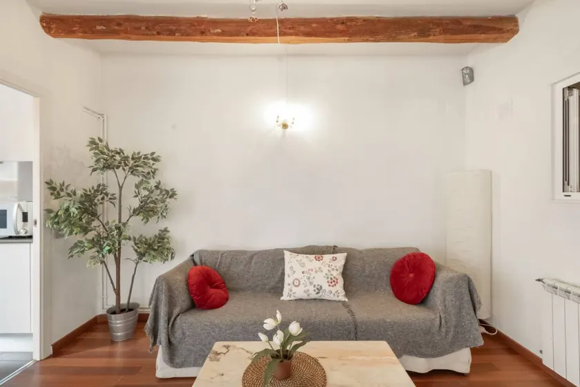 Schöne Wohnung mit Terrasse | Stadtblick | Perfekt für die Arbeit von Zuhause - Image 1