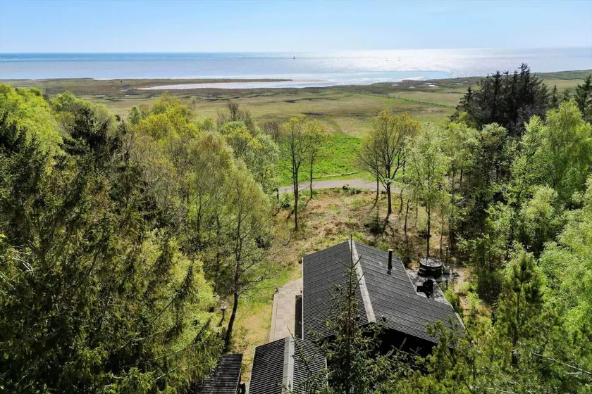 Holiday home with terrace & BBQ | Sea view - Image 1