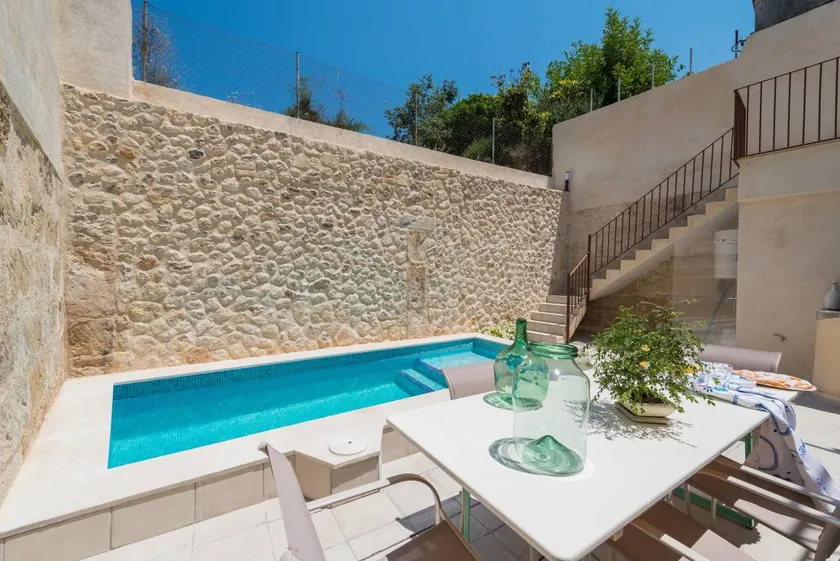 Villa mit Grill, privatem Pool und Garten - Image 1